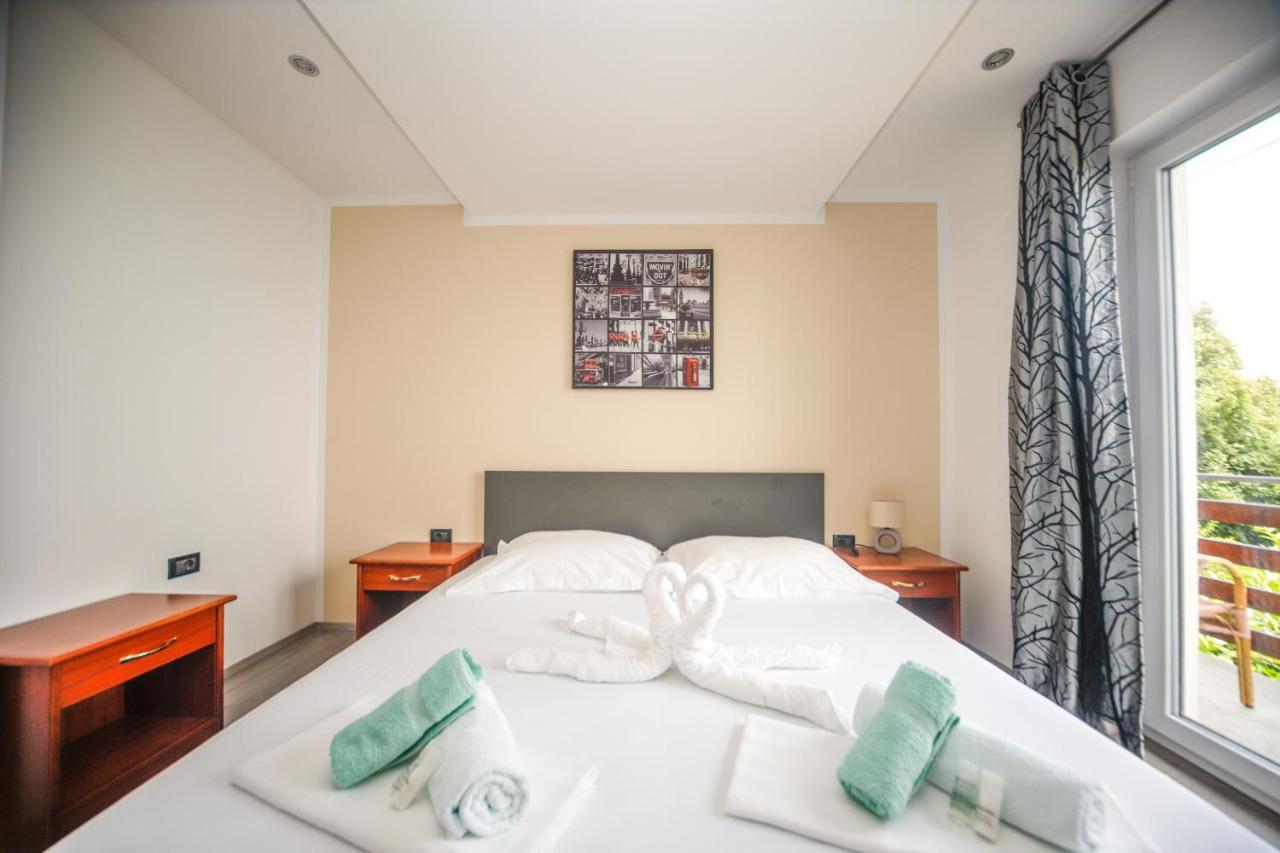 Apartment Nikola Матулі Екстер'єр фото