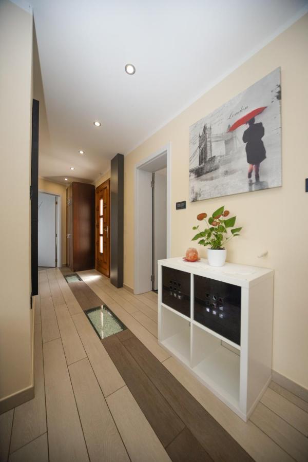 Apartment Nikola Матулі Екстер'єр фото