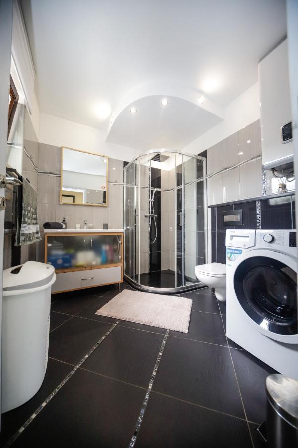 Apartment Nikola Матулі Екстер'єр фото